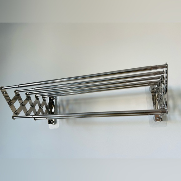 BrandNew (Unopened) Accordion Wall hanger/rack 17-32”adjustable - Picture 6 of 8